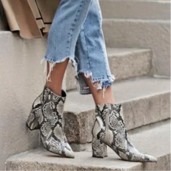 MARC FISHER Jarli Snake Print Leather Heeled Booties - Picture 4 of 13